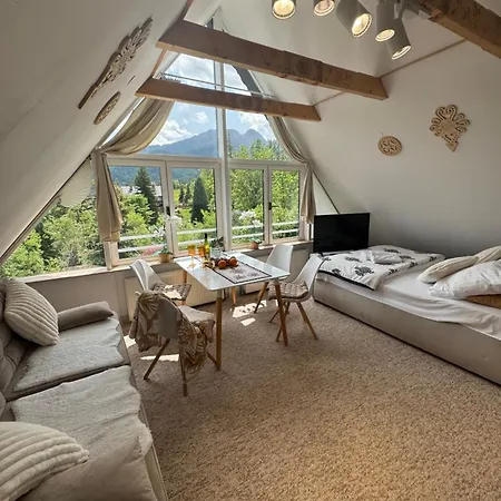 Pod Szymoszkowa 2 Centrum Zakopanego - U Mirka Homestay szállás Zakopane